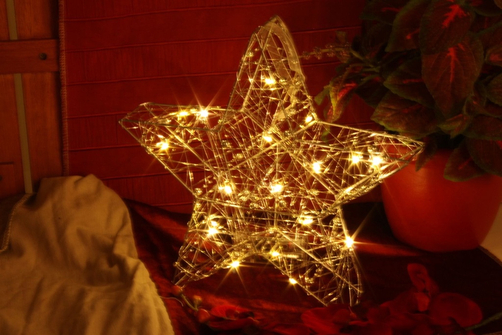 LED-Weihnachtsstern-Adventsstern-Stern-Weihnachtsbeleuchtung-Weihnachtsdeko--gravidus-7844.jpg