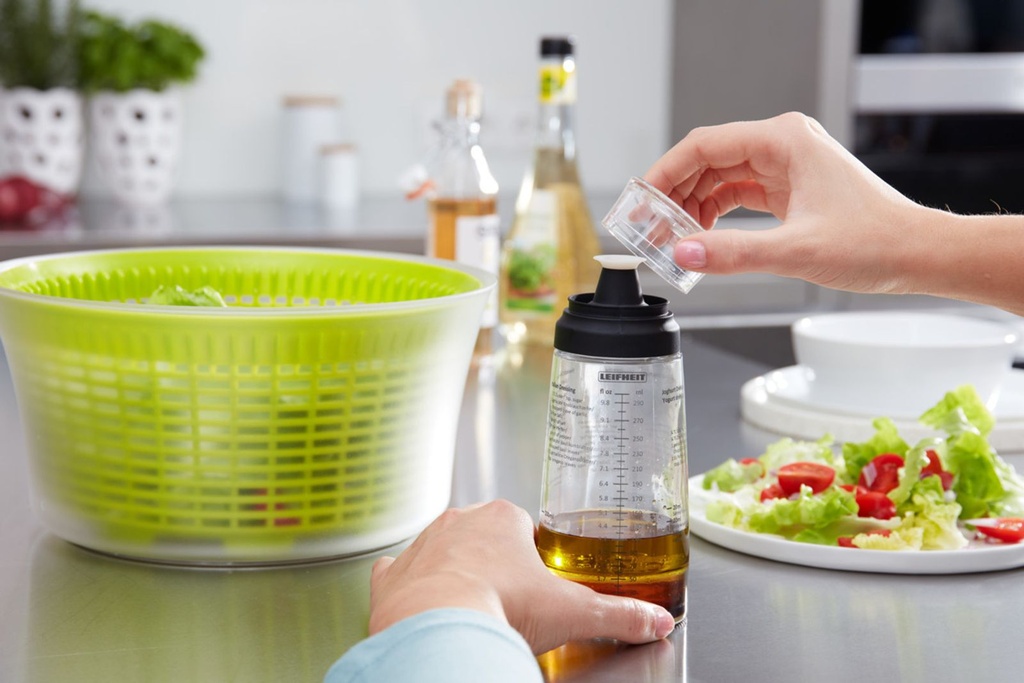 Leifheit-Salat-Dressing-Shaker-gravidus-8453_5.jpg