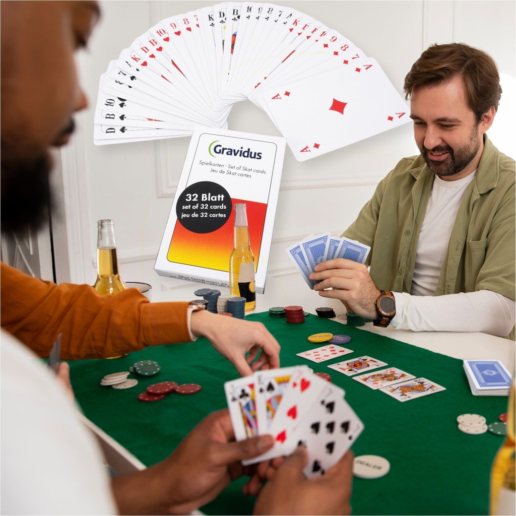 24x32-Skatkarten-Franzoesisches-Bild-Skatkartenspiel--Franzoesisch--Bild--Blatt--Skat--Karten--Spielkarten--Kartenspiel--stabil--beschichtet--Beschichtung-gravidus-1738_4.jpg