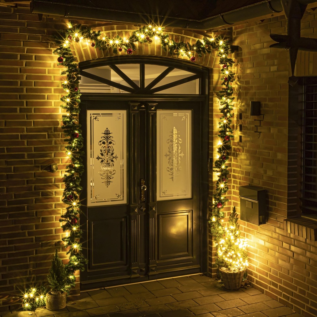 Tannengirlande 5m mit 80 LED Lichterkette und roten goldenen Kugeln